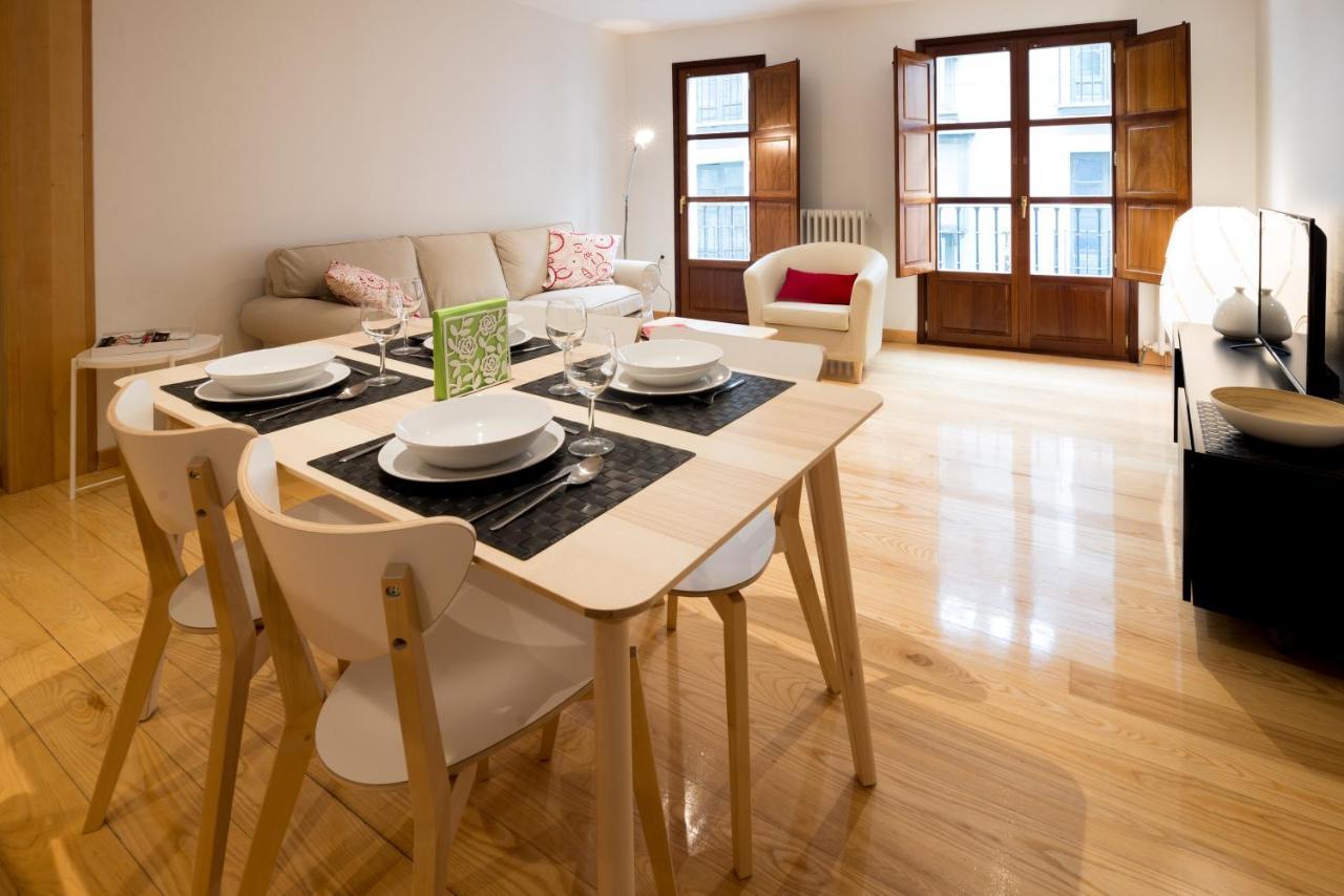 Pucela Apartmets บายาโดลิด ภายนอก รูปภาพ