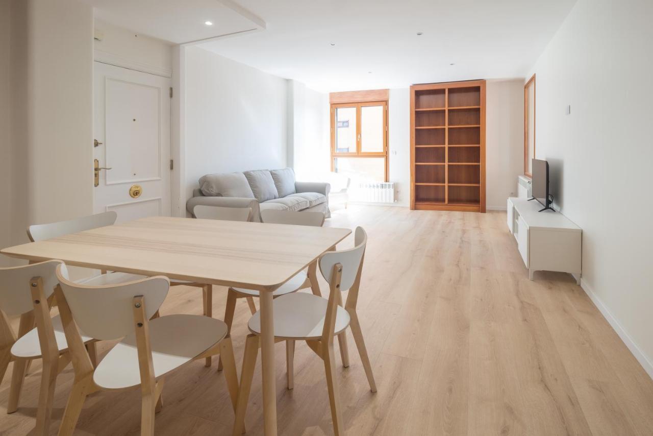Pucela Apartmets บายาโดลิด ภายนอก รูปภาพ