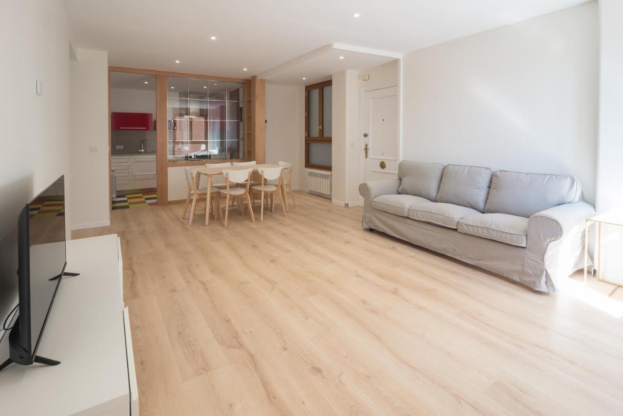 Pucela Apartmets บายาโดลิด ภายนอก รูปภาพ